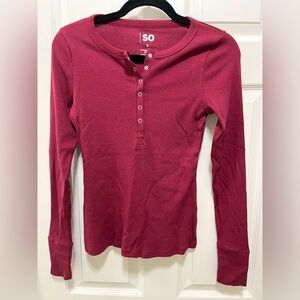 Women’s Burgundy Ribbed Long Sleeve Henley Size Small
